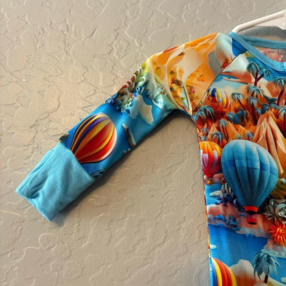 Day & Night bamboo blue hot air balloon print convertible footie pajamas 3-6 mon